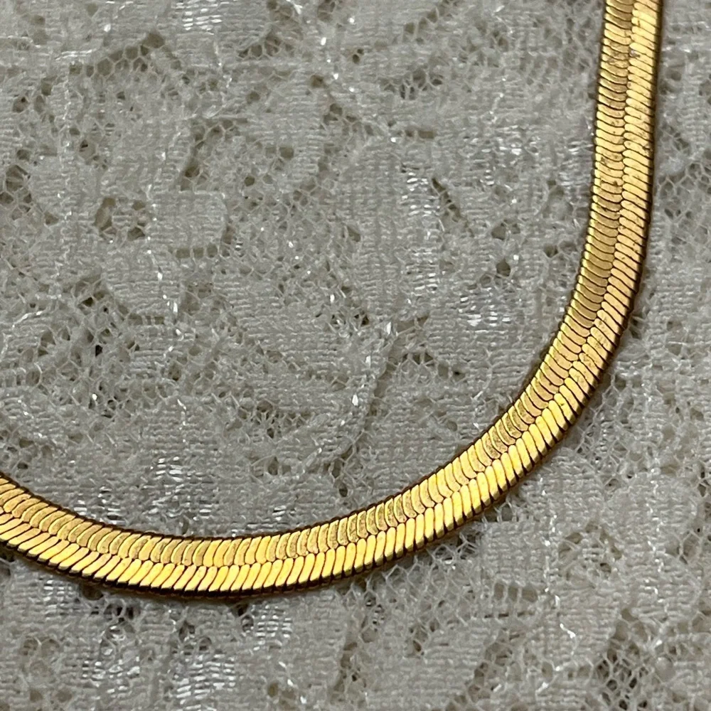 Napier/vintage gold herringbone necklace, 22” *